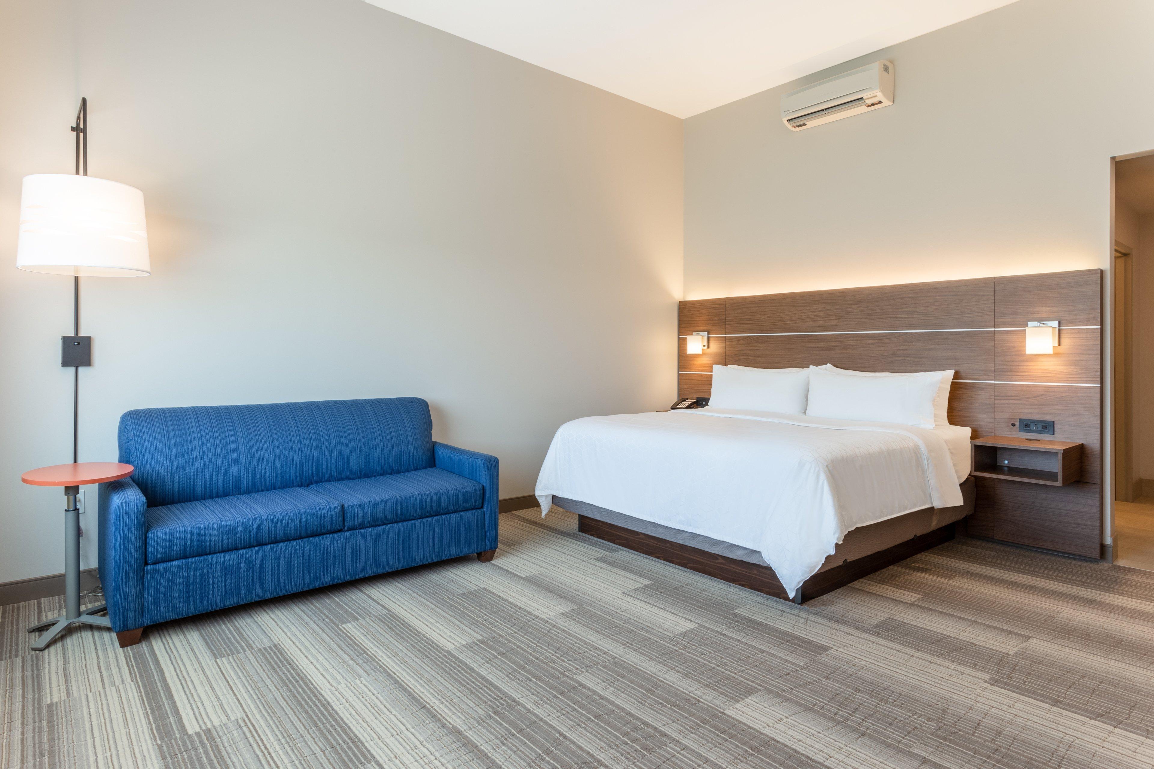 Holiday Inn Express & Suites - Springfield North By Ihg Exterior foto
